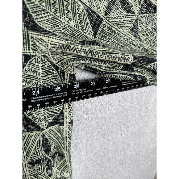 Cooke Street Honolulu Men's Hawaiian Shirt 2XL Black Green Geometric Tribal - Picture 5 of 7